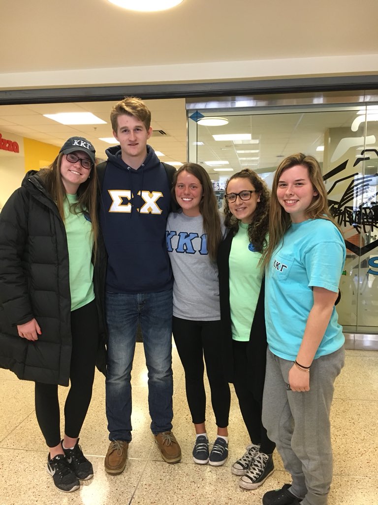 hannewright's tweet photo. @BGkappas @DerbyDaysBGSU #SnapASig https://t.co/eW5o5AYb2u