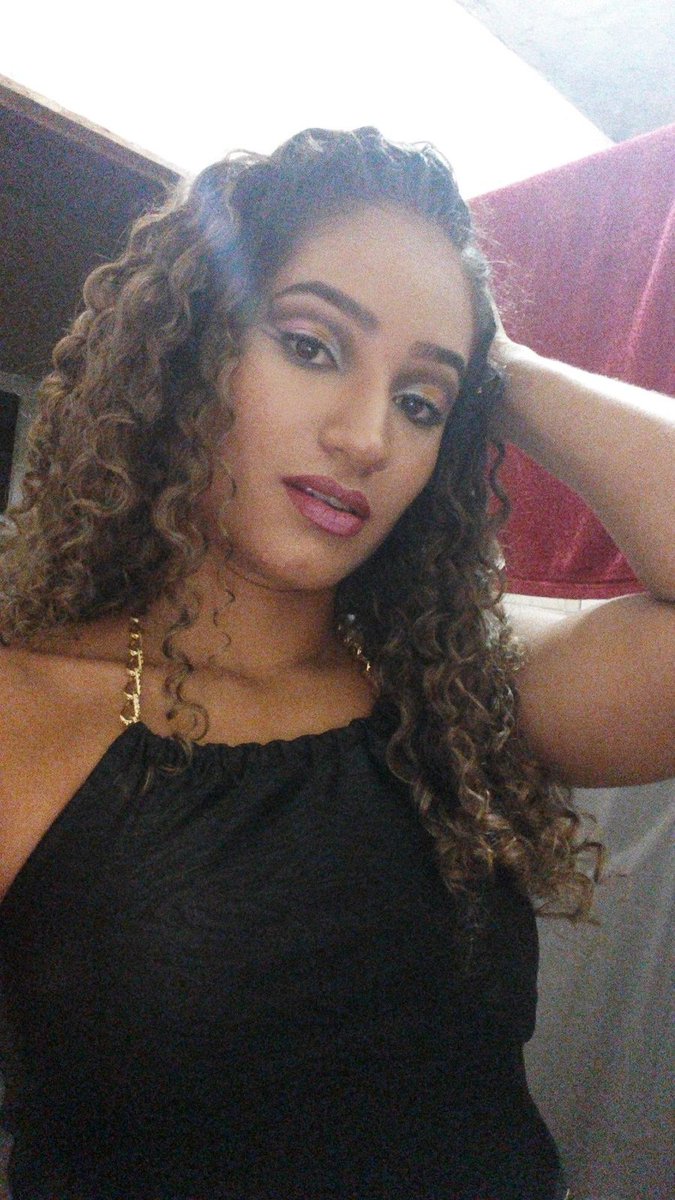 Josiane29689130's tweet photo. 💄😍 https://t.co/cxB3b0jnMh
