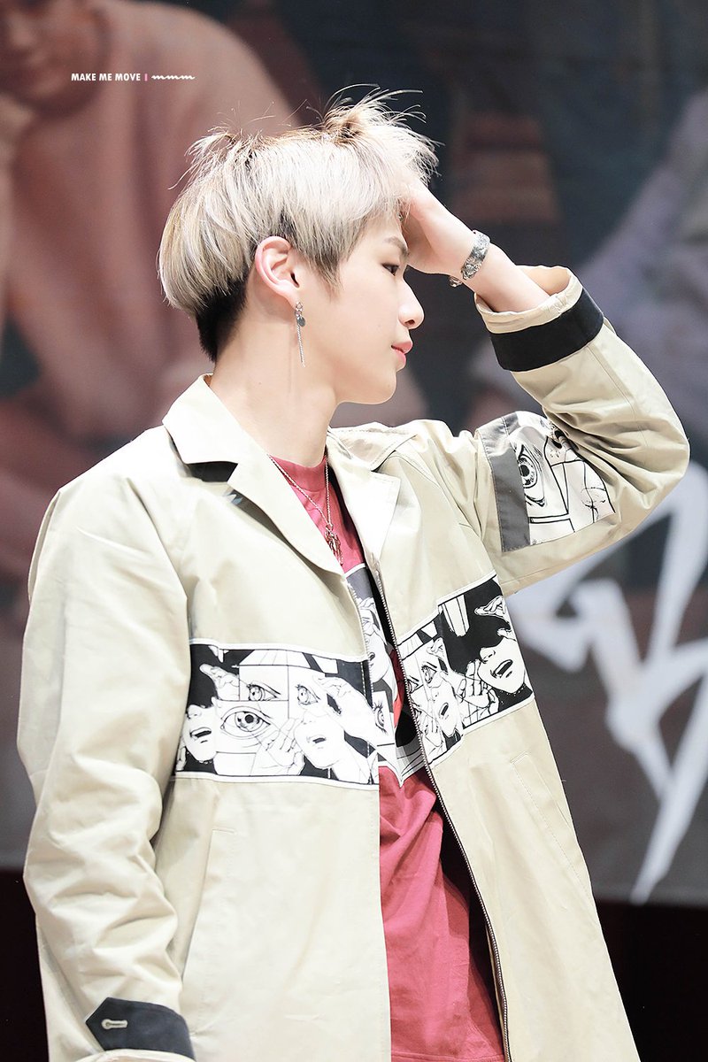 bracelet in silver with feline head