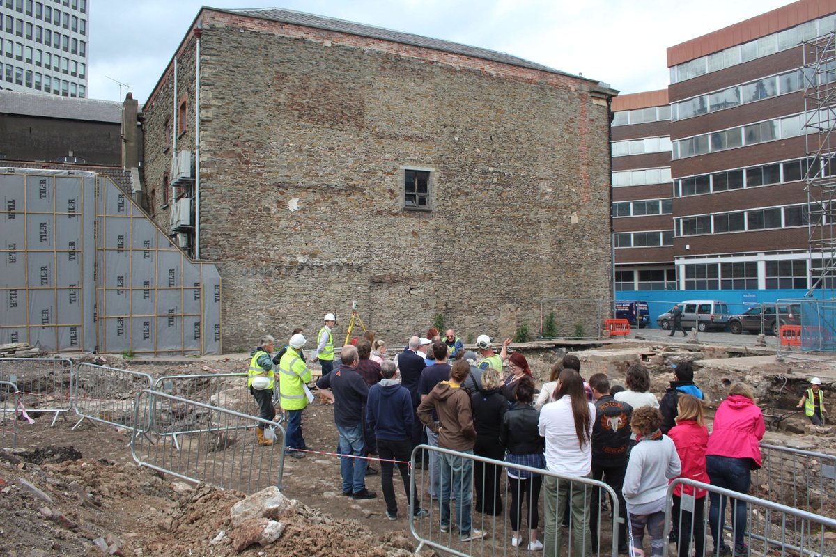 CotswoldArch's tweet photo. Industrial #archaeology your thing? Bit of a fan of #Bristol?... On 30th April our Head of Fieldwork, Simon Cox, discusses the history of housing and industry in the city, and how our recent discoveries have shaped our understanding. #pleaseshare
- https://t.co/62nvRkMDre https://t.co/NCQNd9WZUa