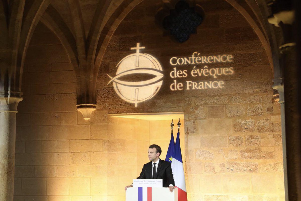 Emmanuel Macron tweet media