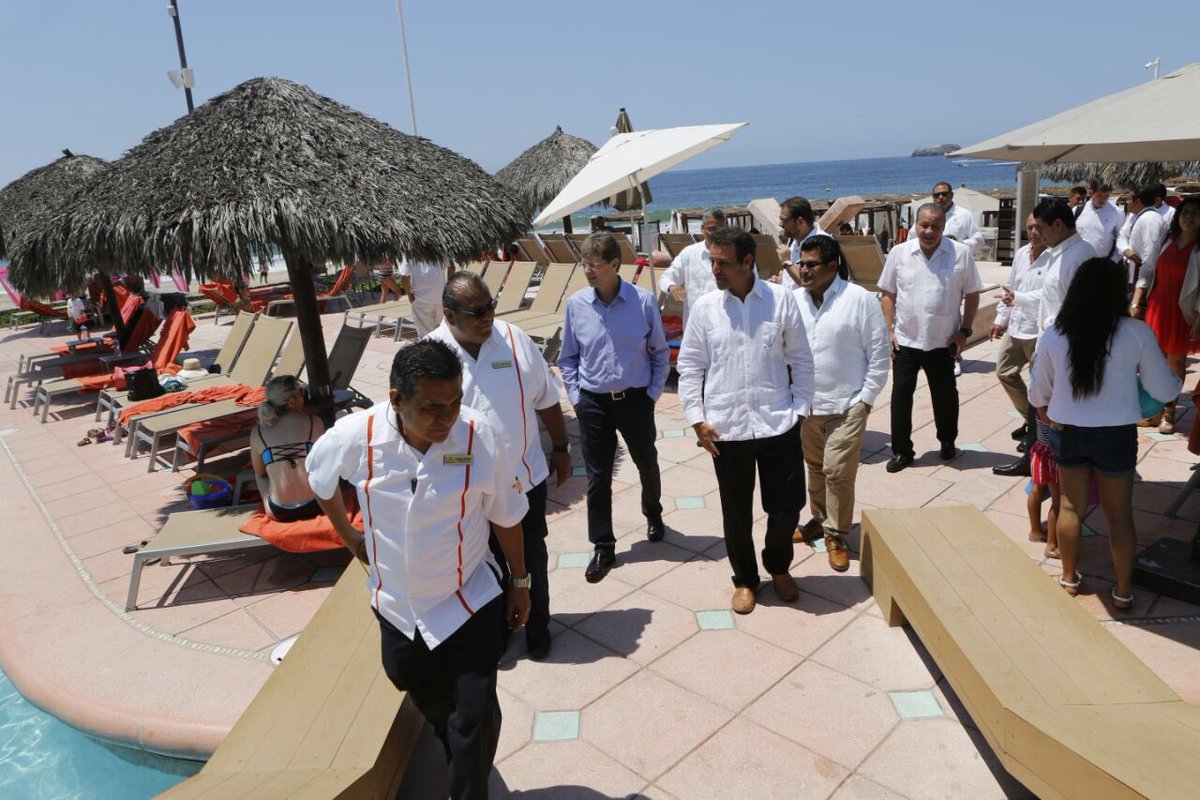 Enrique de la Madrid tweet media