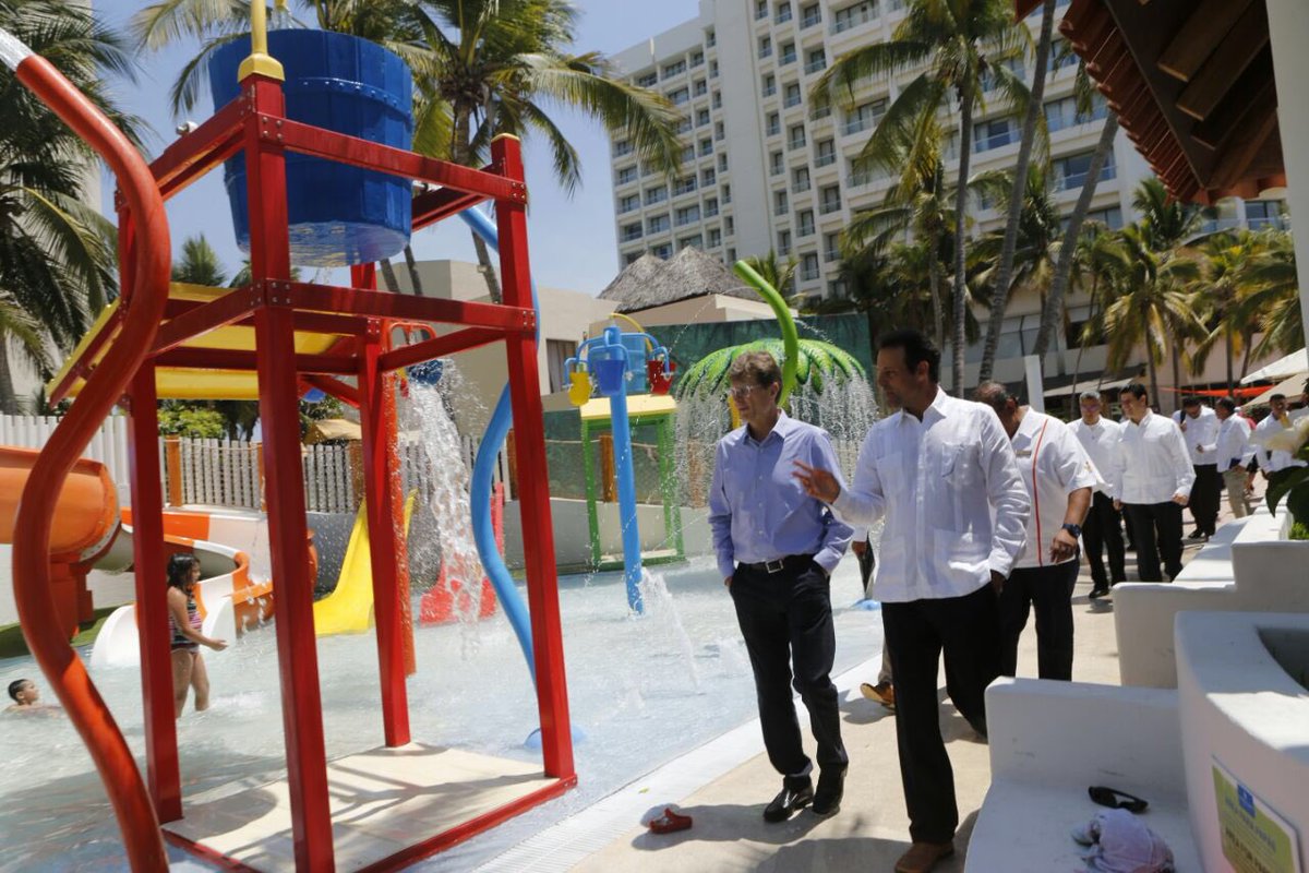 Enrique de la Madrid tweet media