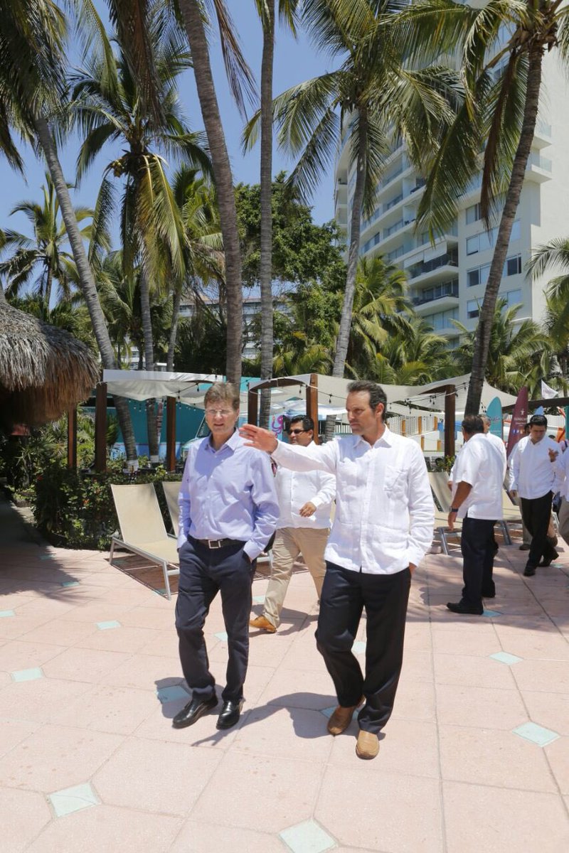 Enrique de la Madrid tweet media