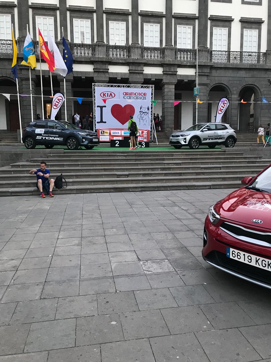 KiaArimotor's tweet photo. Te invitamos a pasarte por nuestro Facebook para que veas nuestro álbum de fotos de @CPVEGUETA 2018. ➡️https://t.co/Npyv9ZtKGr  #running #CorriendoporVegueta https://t.co/kvXXcsIHtF