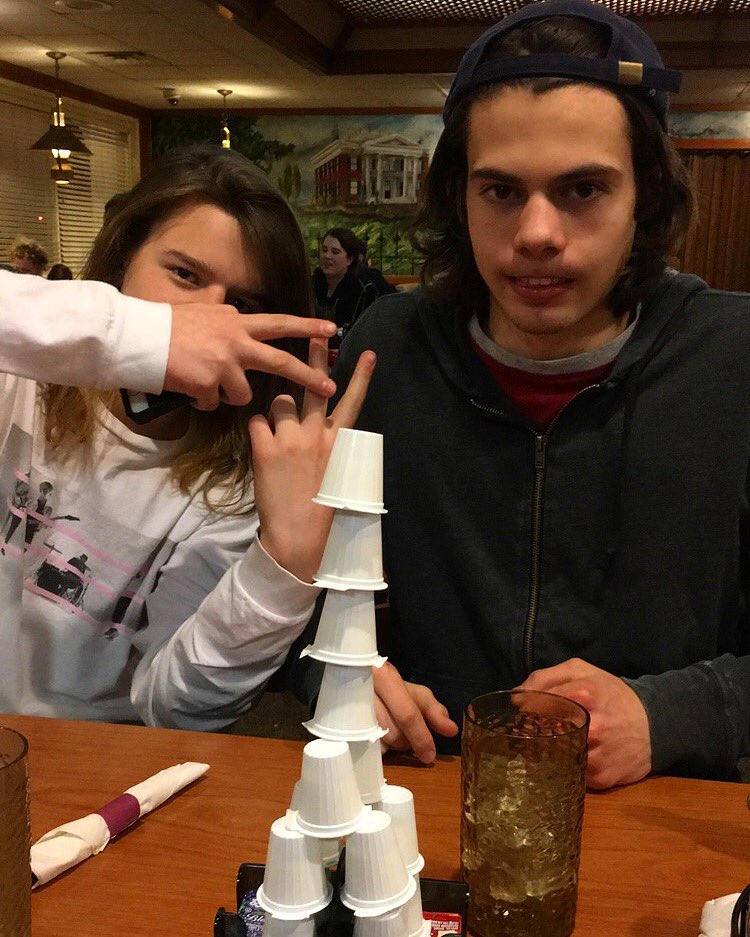 weatherkingband's tweet photo. Next Friday 4/20 we play @SandR_Bar , come out 🍽 https://t.co/DScY5qPwzu