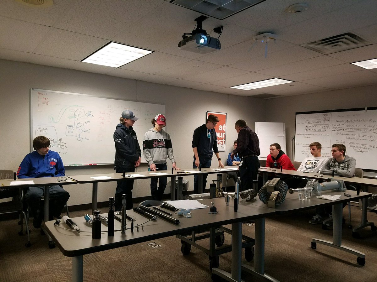 SHSTechClub's tweet photo. Just a few looks from the field trip on 3/23. Took a visit to ITT and we were able to build shock absorbers and learn about the machining process. Look interesting? Join our CIM class next year for a chance to embark on a similar experience! @Mr_Taber1353 @StarpointCSD https://t.co/UnFwglU7MJ