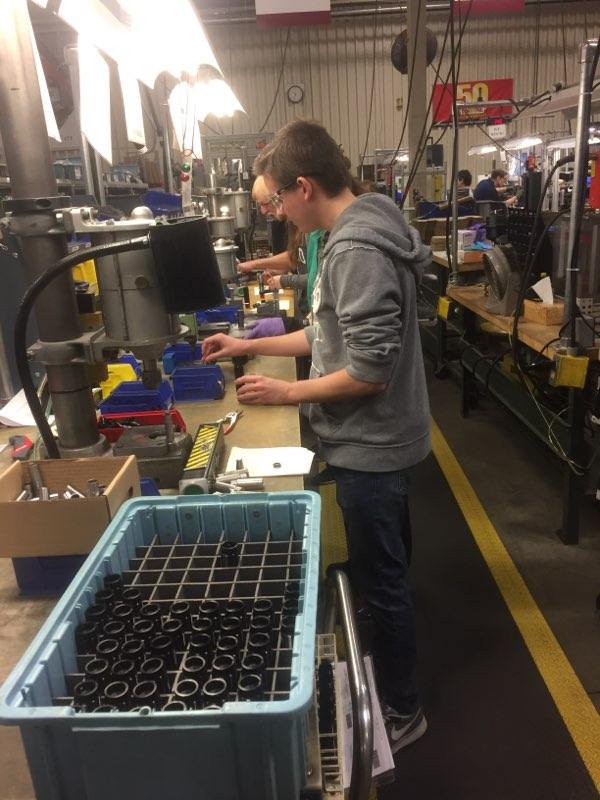 SHSTechClub's tweet photo. Just a few looks from the field trip on 3/23. Took a visit to ITT and we were able to build shock absorbers and learn about the machining process. Look interesting? Join our CIM class next year for a chance to embark on a similar experience! @Mr_Taber1353 @StarpointCSD https://t.co/UnFwglU7MJ