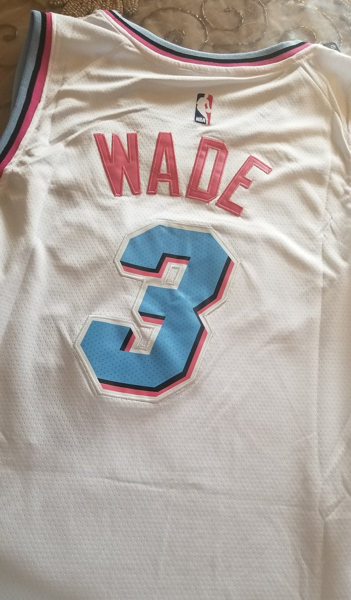 Adam_abed98's tweet photo. S/O @RetroJerseyShop 🔥🔥 https://t.co/UNp1TdExYV