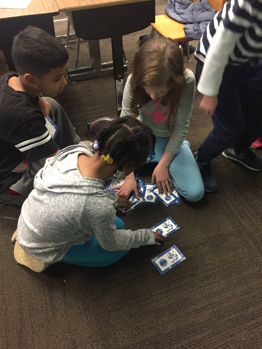 Ss working together to program Rosie to get through the maze. #PLTW <a href="/SFT512/">Kristal Leiker</a>
