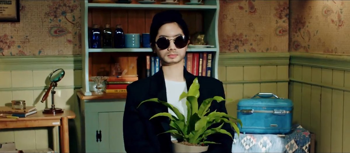 ArabTwice9's tweet photo. - تشايونغ و داهيون قاموا بتمثيل مشاهد متعددة لابطال فيلم Leon: The Professional من سنة 1994 💕
@JYPETWICE https://t.co/mEmuR47IYn