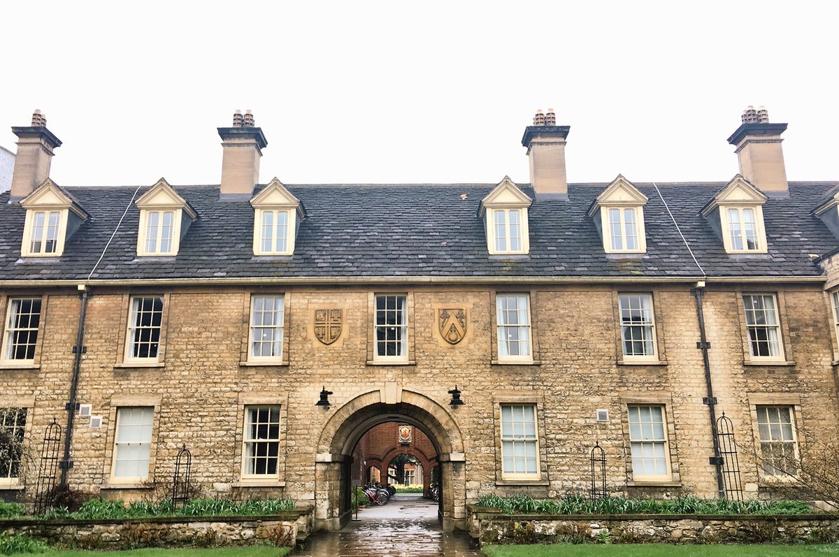 AineMaps's tweet photo. Good day spent brainstorming w/ some great folks at Music in Prison @TORCHOxford. Big thanks James Butterworth, @simmposium @HenleyJennie @johnsloboda & all for the inspiring conversations. As @KateHerrity said, we’ve LOTS of work to do! #prisonsofnote
https://t.co/WVzysUkfPa https://t.co/if7LcTMoEp