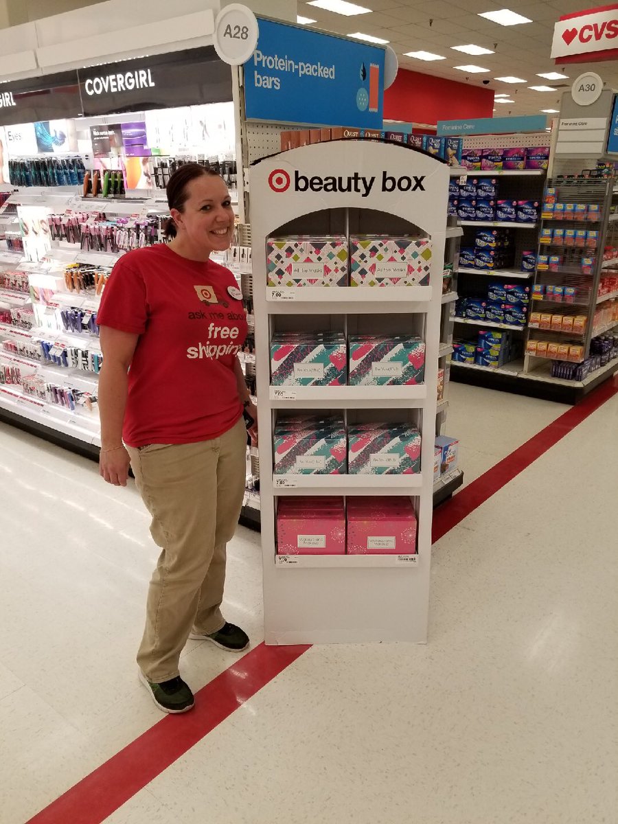 Amazing beauty TM Emily has sold 27 beauty boxes today! Come get the latest beauty products from her <a href="/Target/">Target</a> #rockstar <a href="/ashleysunYYC/">Ashley Sunderland</a> <a href="/ButrynMatt/">matt butryn</a>