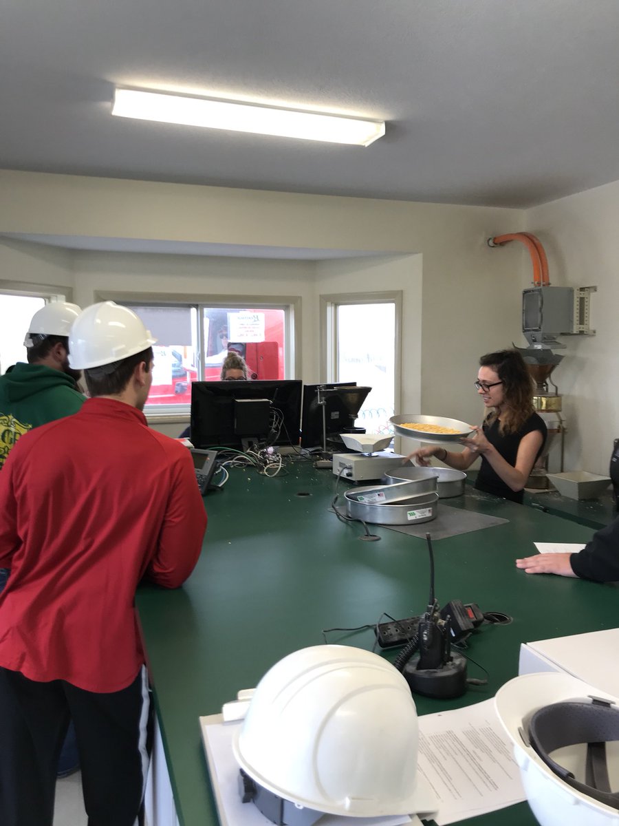 DeweyMann309's tweet photo. Can’t say enough about the good folks @HeritageCoop Marysville Ag Campus. Opened their doors and took the time to explain details of material handling to #asm3360 students. “I’ve been to an elevator 100 times, and has no idea” #handson #bootsonground @OhioStateFABE @CFAES_OSU https://t.co/MtU3WsR3r8