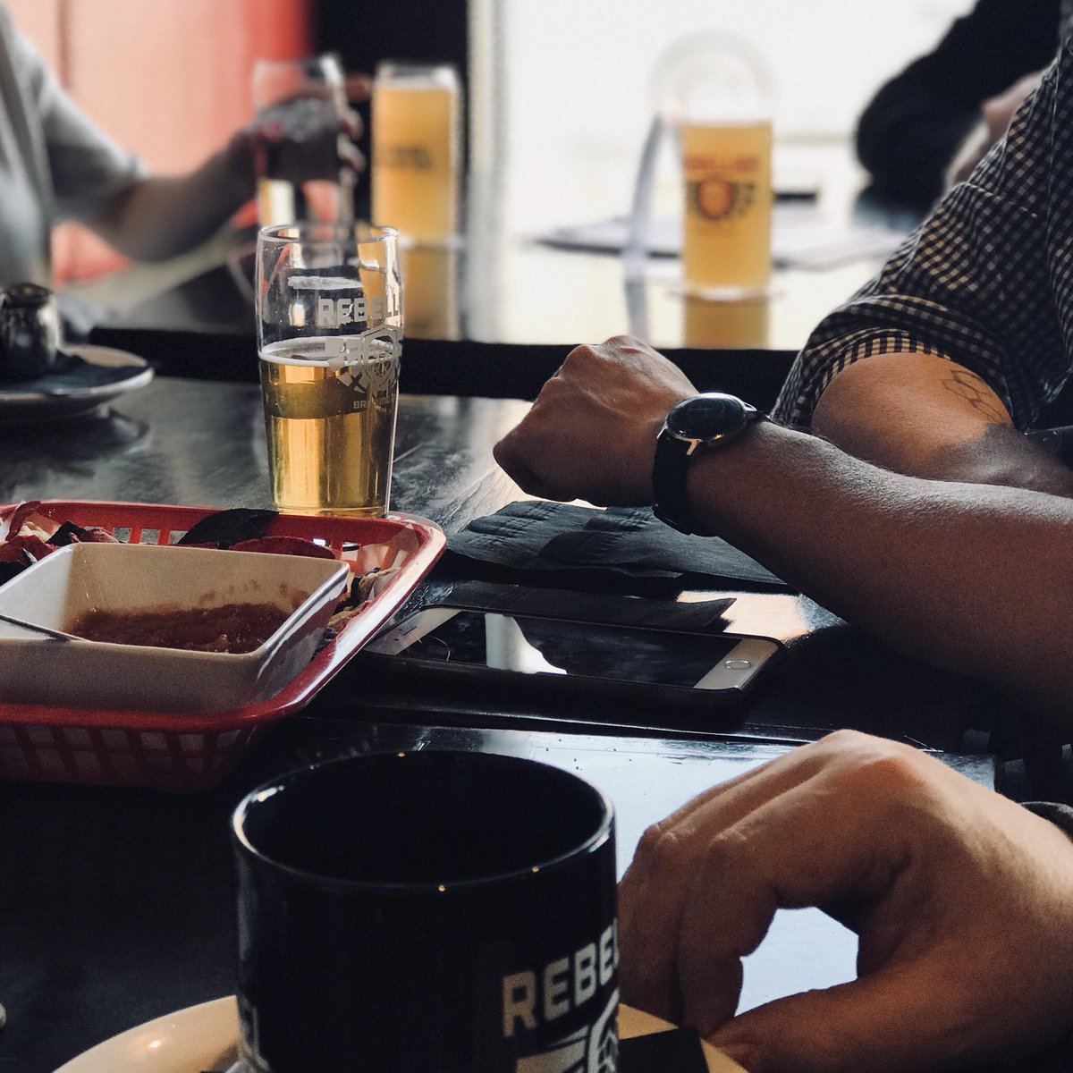 WarehouseYQR's tweet photo. SK now has its own Craft Beer Week (APR 7-14)! Go have a beer and show your love for the breweries in #YQRwd:
🍺 @TheBushwakker
🍺 @DistrictBrewing
🍺 @RebBrewRegina
And #YQR:
🍺 @BrewstersSask
🍺 @MaltyNational
🍺 @pileobonesbrews
#SKCraftBeerWeek https://t.co/7yvSsqZaXG