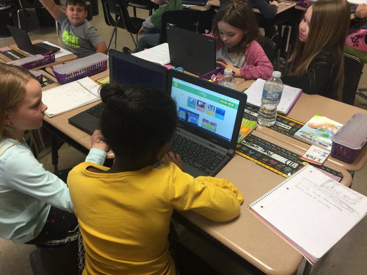 DameronMC2's tweet photo. We are Celebrating our Monday by kicking off our Genius Hour projects and finally having a warm day to play outside!! #celebratemonday #MCleads https://t.co/KNj87EmcQg