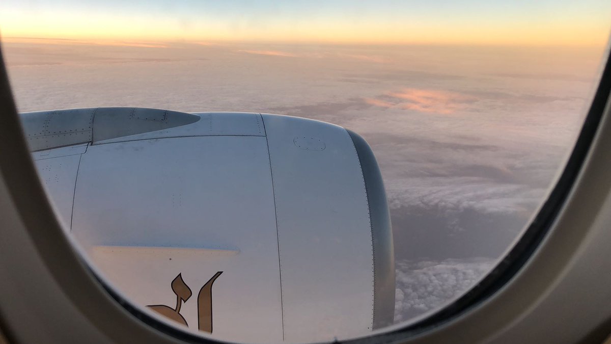 Lifelike_Int's tweet photo. The sunset on the Gulf...2 Days to The 1st Annual International Conference on Role of AI in Healthcare &amp; Medical Education in Dubai. https://t.co/9cEtgcbxxN  #Lifelike is part of the speaker's panel #lifelikers #AI @thumbaygroup @thumbayhosp https://t.co/3XdRimH0lG