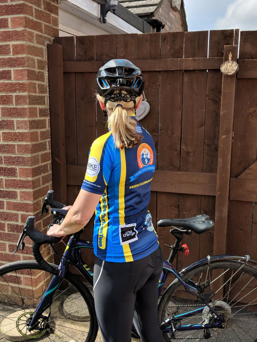 GCHols's tweet photo. @mfsportsmassage looking splendid in her new GCH Jersey #dontfollowthecrowd #teamgch #allinclusive #cyclingholiday @ChiaCharge @LYKOSWINERY @bike_ne @7DayCyclist https://t.co/k9XgCKkD9x