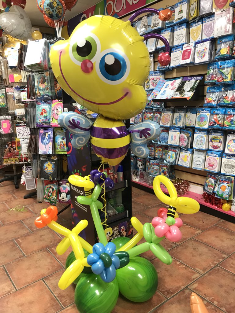 MalvernParty's tweet photo. We would love to build  you a balloon animal or story, tell us know what you would like designed? #worcestershirehour #MalvernHillsHour https://t.co/svSDLJLsvx