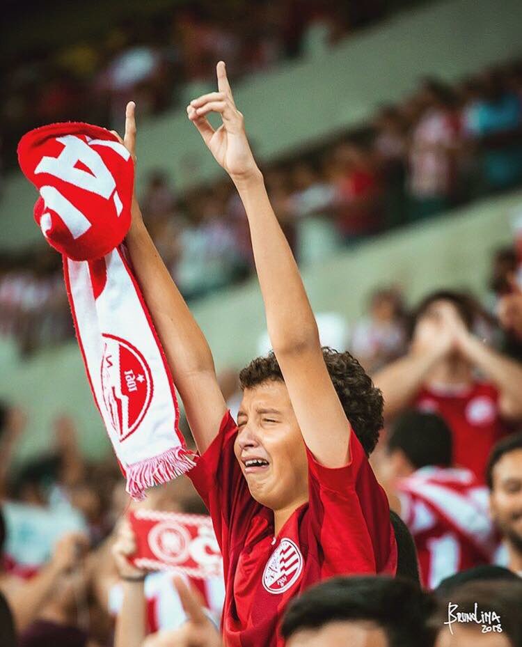 Há sempre a motivação de querer ganhar. Todo mundo tem isso. Mas um campeão precisa, em sua atitude, uma motivação muito alem do desejo da vitória. Eu te amo, <a href="/nauticope/">Náutico</a> 🇮🇩