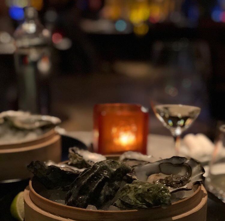 Oysteronomy at Bambuddha... because you can never have too much “Forplay” 😉💃🏽

#bambuddha #bambuddhaibiza #bambuddha2018 #oyserbar #oysterlovers #forplay #sexyfood #aphrodisiac #getinthemood #ibizafood #ibizalifestyle #ibiza2018