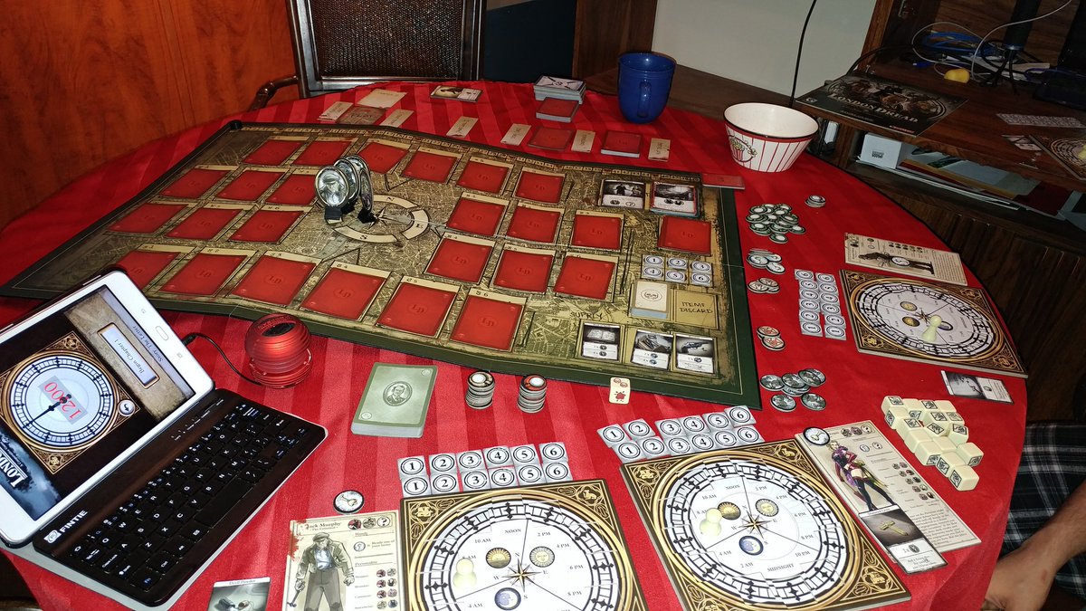 QuyetPawz's tweet photo. Learning #londondread by @GreyFoxGames with @husky_fred ... We will screw this up... https://t.co/IQoPXaBmid