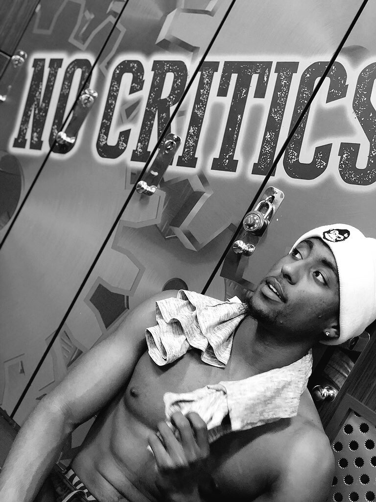 lifeasisiah's tweet photo. Focused like there’s no critics..... so when the Results Come....
All I Hear Is Crickets 🦗 #Grusle #SacrficeToSucceed https://t.co/gm1KZxqX7D