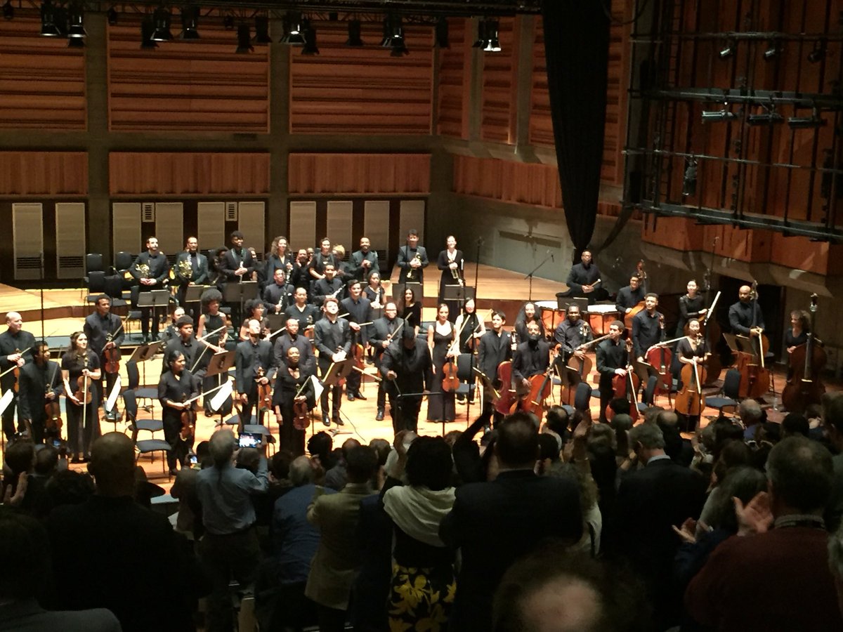 Jonathan_TC's tweet image. Huge congrats to @chichinwanoku &amp;amp; the Chineke! Orchestra for some magnificent performances leading tonight’s re-opening ceremony of QE11Hall @southbankcentre . Awesome job, guys!👍🏽