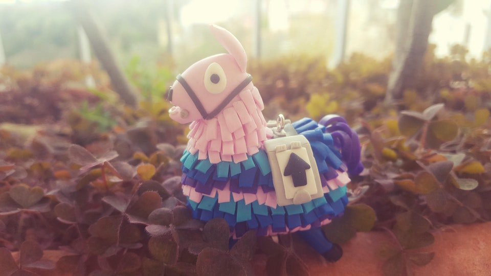Fortnite's tweet photo. Cuteness overload! What's inside?

Credit to u/gyal73 https://t.co/ffrGFdLAEc