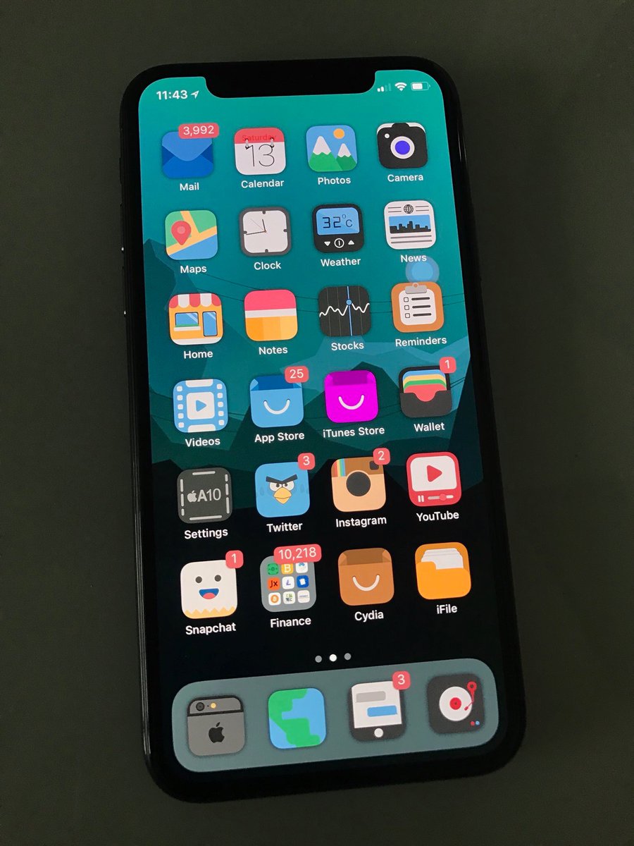 AlexPg__'s tweet photo. What theme is this?? Whats the name of it? #Jailbreak #ElectraJB #JailbreakThemes #Themes #Electrajailbreak https://t.co/5SOjTuATGJ