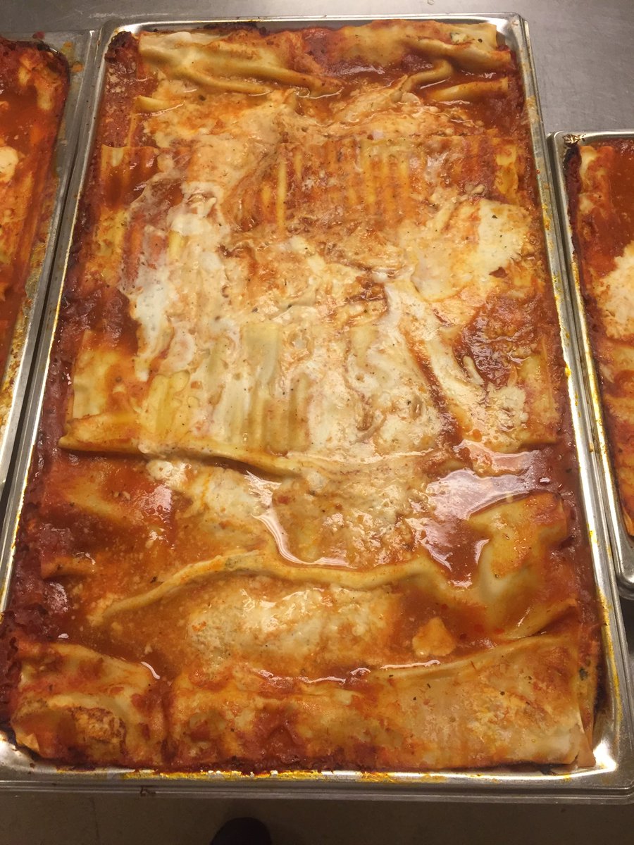 timmerkel3's tweet photo. Our Lasagna is the best!!! Ready for lunch. https://t.co/APAfXJhLtH
