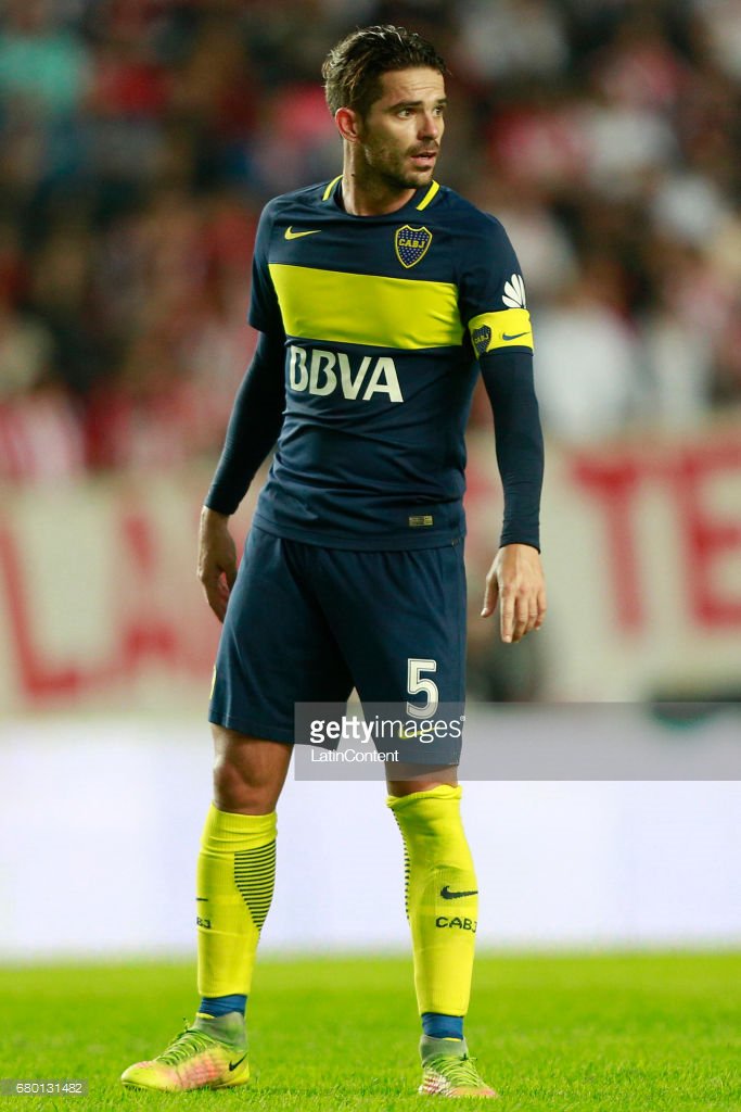 Happy birthday Fernando Gago(born 10.4.1986) 