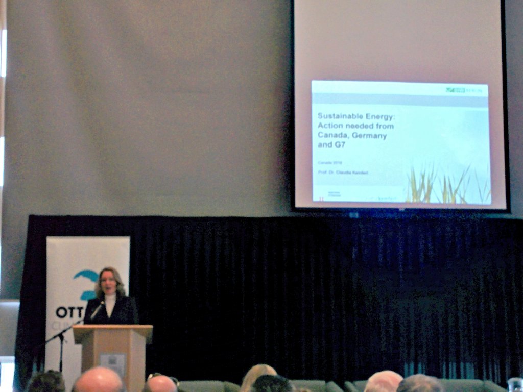 UNACGreenCorps's tweet photo. Listening to @CKemfert, #economic expert in energy research and #environmentalprotection keynote at Advancing Sustainable Energy in Troubles Times at @uOttawa. #ottawaclimatetalks #ClimateAction #RenewableEnergy https://t.co/VfqWzA2g5t