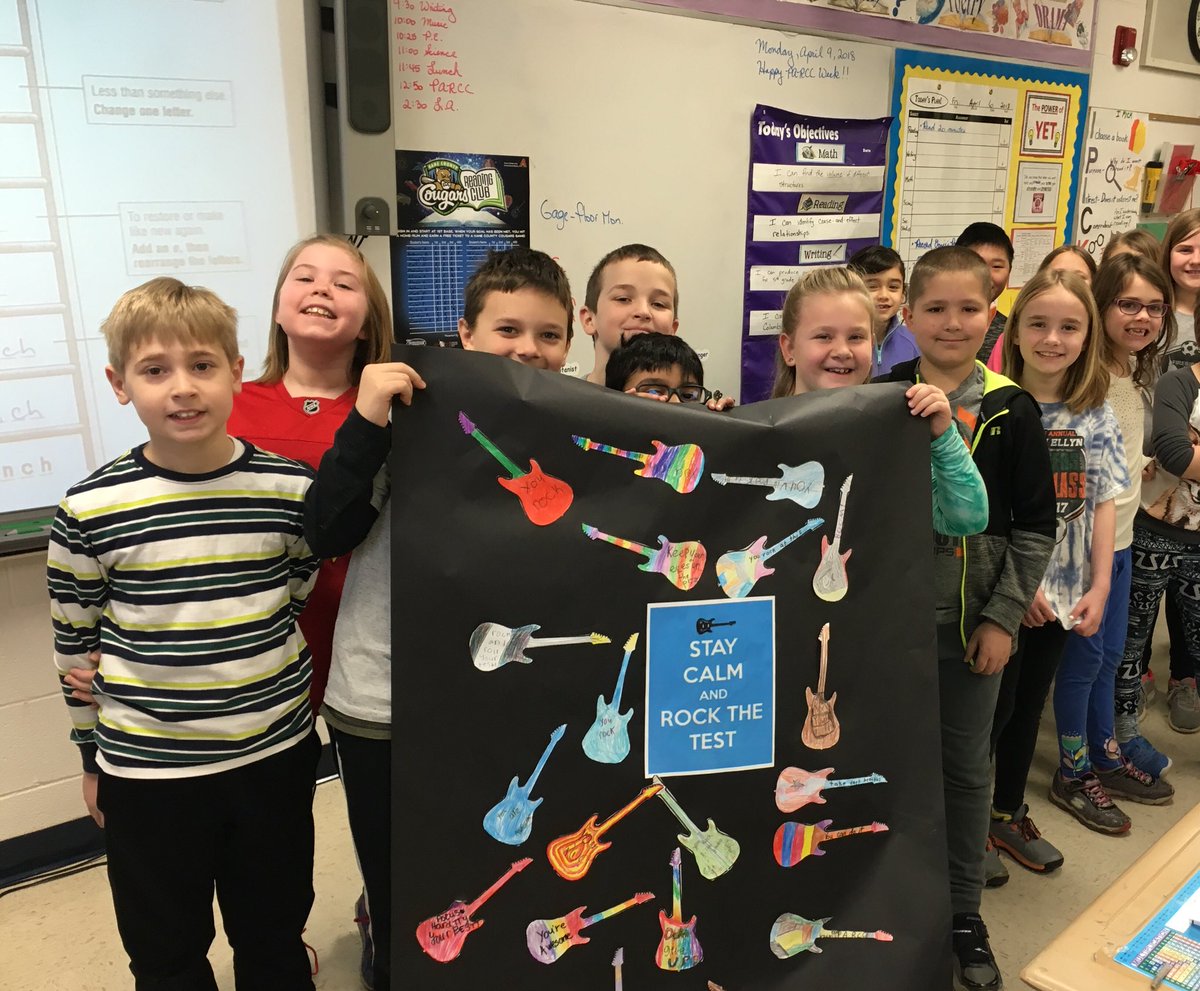 mrgarazin's tweet photo. Loved getting these words of encouragement before our first PARCC test today from our buddies in Mrs. DeBoer’s class!  #WeAre44 https://t.co/OErVnIipY4