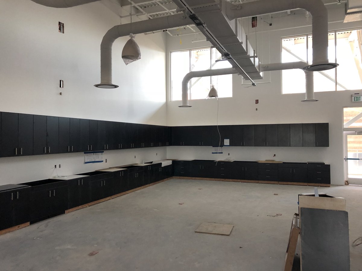 CVHSJags's tweet image. Canyon View will offer students a Freshman Physics experience with 8 flexible science spaces. #physicsfirst #gojags