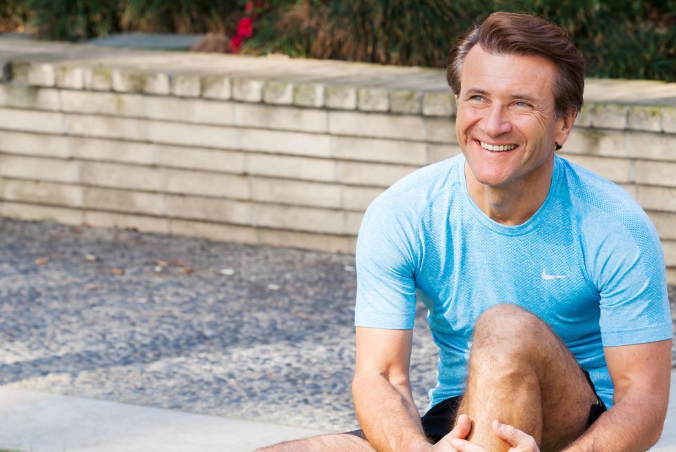 robertherjavec's tweet photo. Many people underestimate the importance of exercise for success - it teaches discipline and the importance of showing up even when its painful. Had a great time speaking to @MensHealthMag about how I stay fit. Check it out https://t.co/rvHPkJuB66 https://t.co/xpzpZJ7d4u