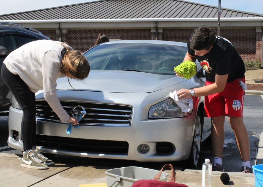 In an effort to serve those who serve the school, these three students washed the car of our housekeeping staff member. "We wanted to do something nice for someone who cares for us, but doesn't get recognized for it." Meet the students we work with everyday. #MondayMotivation