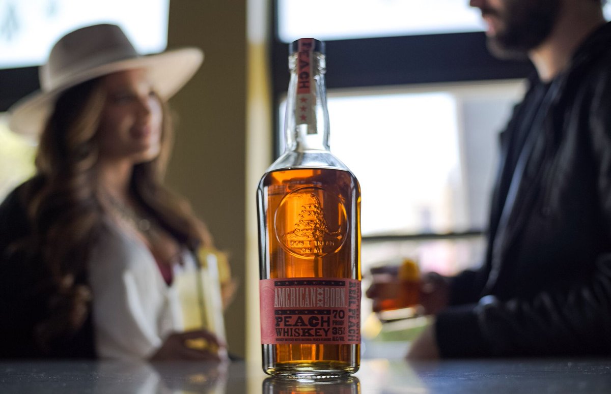 Spring has sprung. It's time to reach for the peach.
***
#Spring #Peach #Whiskey #whiskeyforthdrinkingclass #drinkingclass #whisky #fruit #shooter #refreshing #recipe #instarecipe #instagood #AmericanBorn #StayWarm #Monday #MoonshineMonday #cheers #drinks #happyhour