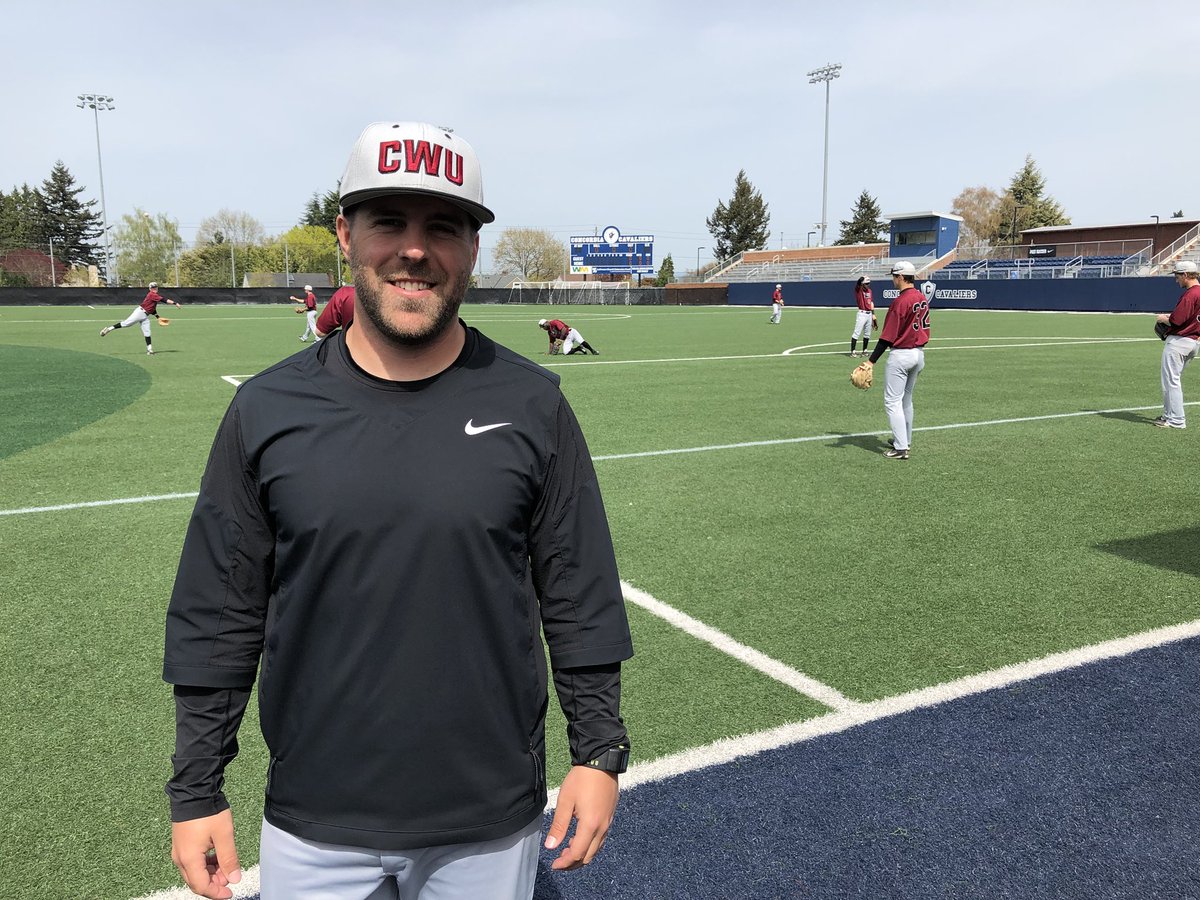 CorvKnights's tweet photo. Excited this guy is returning to Corvallis this summer, assistant coach Kellen Camus of Central Washington. His Wildcats are at Concordia today. #SummerKnights #KnightLife #ScottStone https://t.co/5WZlWUthrq