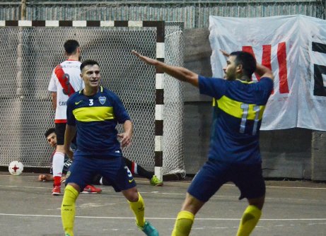 Notialtoque's tweet photo. #Futsal - Gonzalo Abdala: "No me gustó que River quede afuera de la Libertadores". @MagiaFutsal11 pasó por @adostoquesfut y habló de todo: #River, la #CopaLibertadores que va a jugar el Xeneize, y la Selección Argentina. https://t.co/21CDxZ00Q5 https://t.co/FMGCKn5lmT