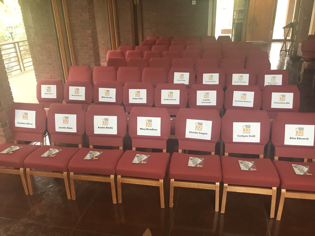 asc_mortarboard's tweet photo. Some photos before the ceremony and reception began. More pics to come! #AgnesScottMortarBoard #HOASC πππ€ https://t.co/hzR73ZKys6