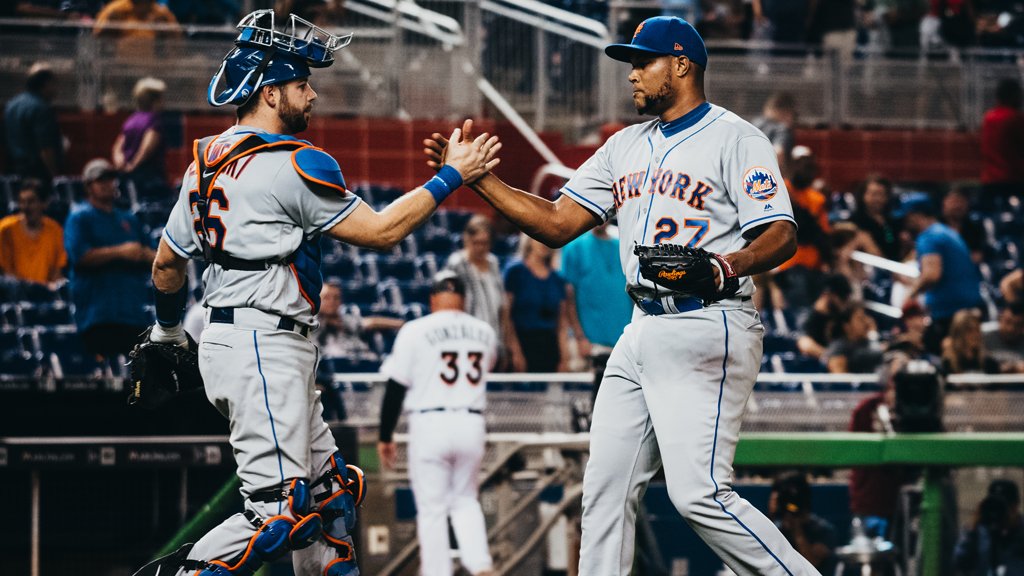 Mets's tweet photo. We're getting used to this. 👀 #MetsWin #LGM https://t.co/1kQp73mTbc
