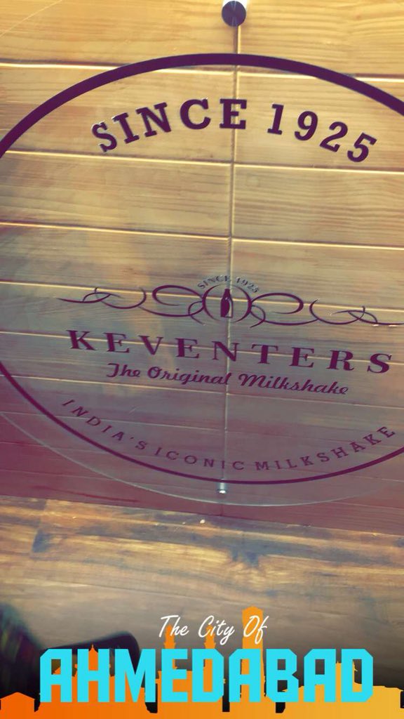 Meet_S_Mehta's tweet photo. First Time In Ahmedabad @Keventersshake #welcome #Ahmedabad https://t.co/u19TgPHkwe