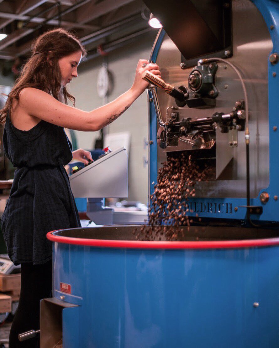 Women in Coffee: Why It Matters That “She’s the Roaster” #coffeepods coffeereview.com/women-in-coffe…