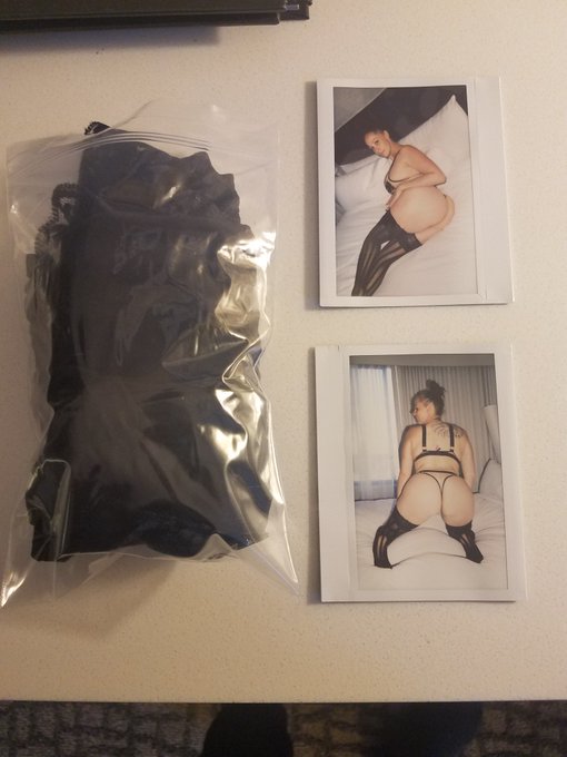 Ok ladies and gentleman. Lets do some Auctions-sales.... I have some stuff for sale. Email me @ Gianna@giannaxxx<a href="/tag/tittytuesday"class="tags"><span>#tittytuesday</span></a>