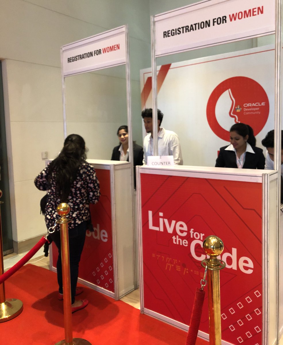 LoriLorusso's tweet image. Join us for #OracleCode Bengaluru #WIT High Tea today at 4:20 in Mysore 3 #liveforthecode #odevcommunity