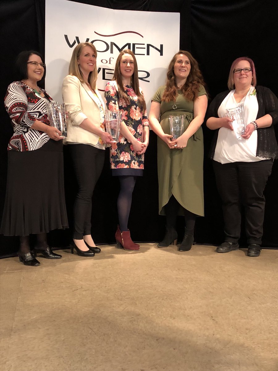 GoldWings_AAA's tweet photo. 💛Congratulations to our manager, Becky Tuchscherer for being awarded the ‘18 Quota International Community Service-Woman of the Year Award💛 https://t.co/yiU41bXduu