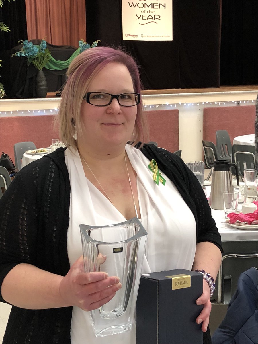 GoldWings_AAA's tweet photo. 💛Congratulations to our manager, Becky Tuchscherer for being awarded the ‘18 Quota International Community Service-Woman of the Year Award💛 https://t.co/yiU41bXduu