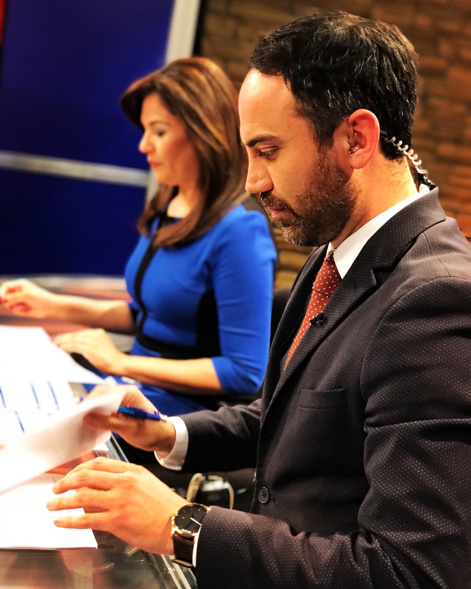 TelemundoEP's tweet photo. Listos para llevarte la mejor informacion #telemundoep #elpaso #yosoyt48 https://t.co/ReiZbBDIrl