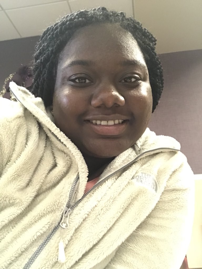 M_edwards00's tweet image. This girl snuck a 🤳🏾 on my phone ...... 💜 my helpers!!! @MiracleMarie17  #beautifulinside&amp;amp;out